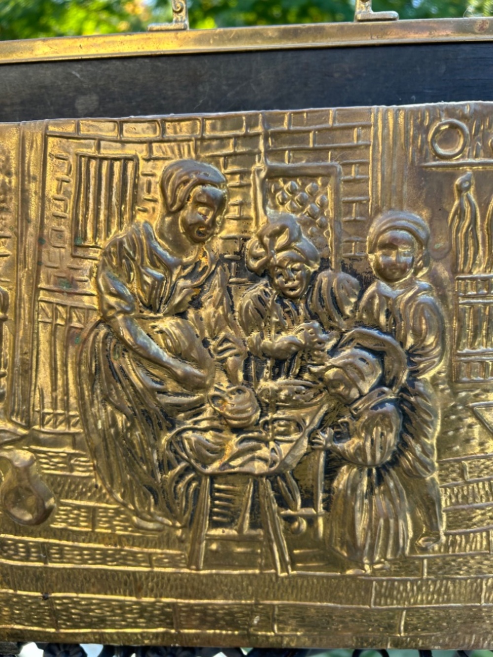 Vintage Embossed Brass Magazine Rack - Picture 2 of 9